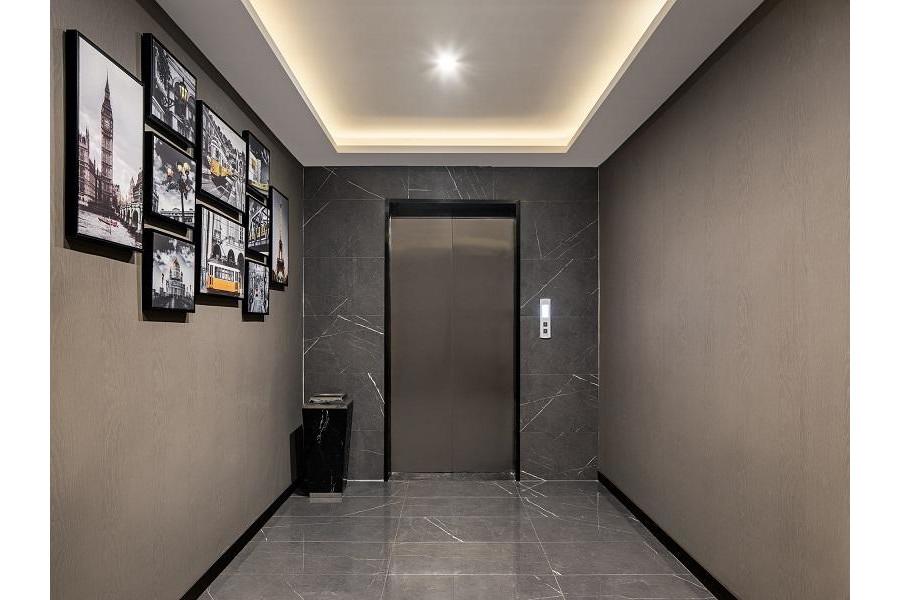 Campanile Hotel Wuhan Zhongnan Road Metro Station Exterior foto